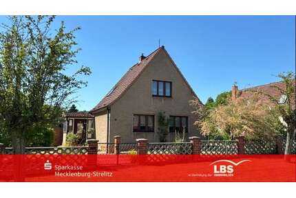 Haus zum Kaufen in Wesenberg 190.000,00 € 135 m²
