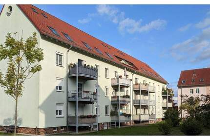 2 Zimmer-Wohnung mit Balkon - 299,00&nbsp;EUR Kaltmiete, ca.&nbsp; 53,80&nbsp;m&sup2;&nbsp;Wohnfl&auml;che in Hoyerswerda (PLZ: 02977) Knappenrode