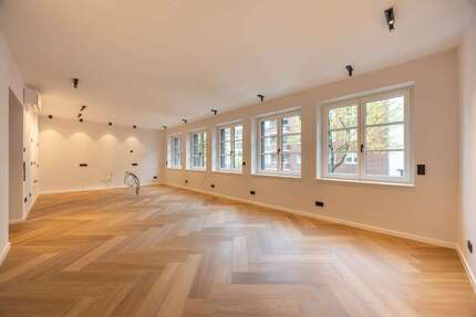 Wohnung zum Mieten in Düsseldorf 2.200,00 € 84.87 m²