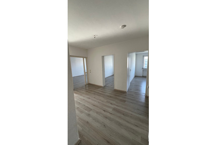 Helle 3,5 Zimmer Wohnung in Voerde - Voerde (Niederrhein)