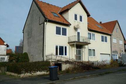 Haus zum Kaufen in Naensen 72.800,00 € 300 m²