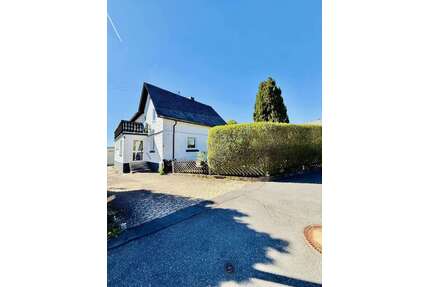 Haus zum Kaufen in Wilhelmsthal 99.800,00 € 130 m²