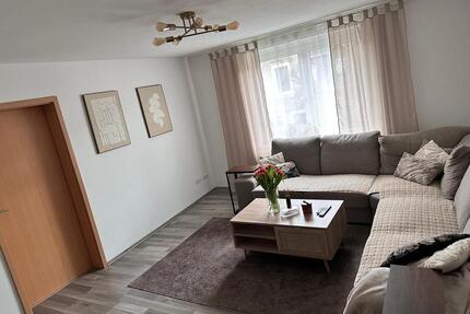 3-Zimmer-Dachgeschosswohnung mit großer Wohnküche in ruhiger Lage - Gelsenkirchen Gelsenkirchen-Mitte