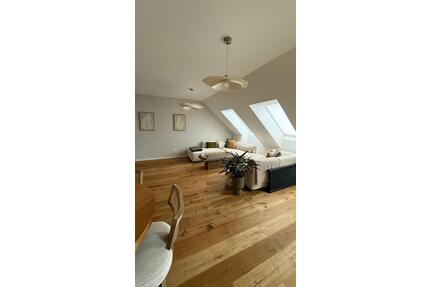 Neuwertige 3 Zimmer Wohnung mit Balkon in Neuberg