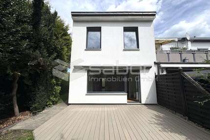 Haus zum Mieten in Hamburg 1.600,00 € 100 m²