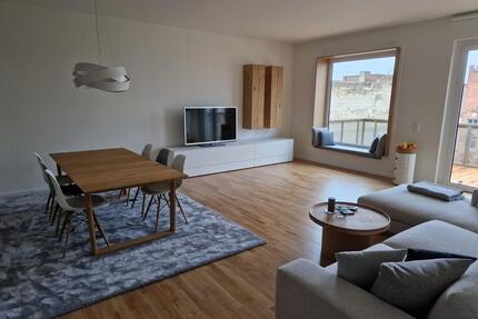 Traumhafte 3 Zi. Wohnung mit 2 Balkonen 105qm direkt am Wasser! - Berlin Treptow-Köpenick