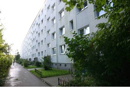 frisch sanierte 3-Raum-Wohnung - 480,00&nbsp;EUR Kaltmiete, ca.&nbsp; 56,30&nbsp;m&sup2;&nbsp;Wohnfl&auml;che in Schwerin (PLZ: 19057) Lankow