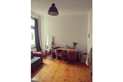 Büro Workspace im Schillerkiez (15m², Mo-Fr, ruhig & hell) - Berlin Neukölln