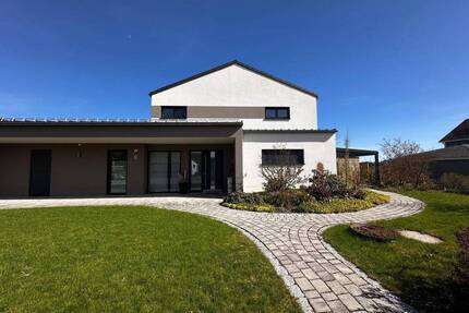 Wundervolles Haus in Zeitlitz - 755.000,00&nbsp;EUR Kaufpreis, ca.&nbsp; 223,00&nbsp;m&sup2;&nbsp;Wohnfl&auml;che in Speinshart (PLZ: 92676) Zettlitz