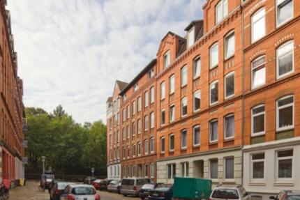 ANFRAGESTOPP: Schöne 2 Zimmer Altbauwohnung (WG-geeignet) - Kiel Südfriedhof