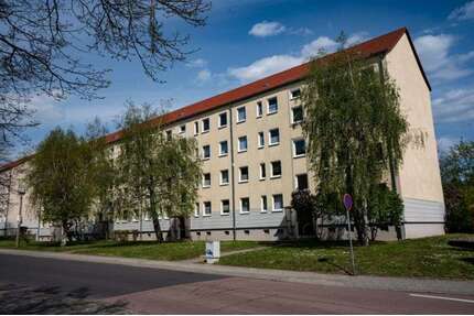 Wohnung zum Mieten in Aschersleben 266,31 € 59.18 m²
