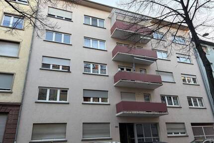 Charmante Dachgeschosswohnung mit Wertsteigerungspotenzial in zentraler Lage - Mannheim Schwetzingerstadt