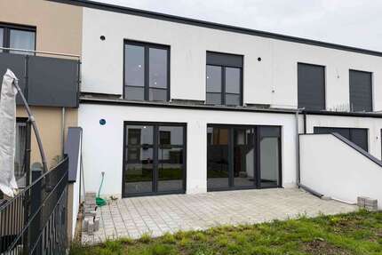 Haus zum Kaufen in Röttenbach 380.000,00 € 120.78 m²