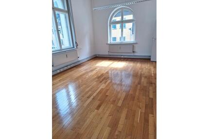 Wohnung 3,5 Zimmer - 990,00&nbsp;EUR Kaltmiete, ca.&nbsp; 169,00&nbsp;m&sup2; in Schramberg (PLZ: 78713)