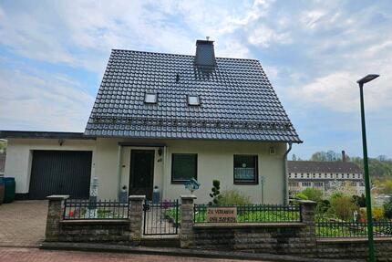 Haus zum Kauf - 250.000,00&nbsp;EUR Kaufpreis, ca.&nbsp; 180,00&nbsp;m&sup2; in Osterode am Harz (PLZ: 37520)