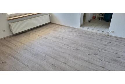 Lohfelden, 2ZKB - 290,00&nbsp;EUR Kaltmiete, ca.&nbsp; 31,00&nbsp;m&sup2; in Lohfelden (PLZ: 34253)