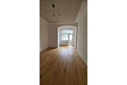 Wohnung zum Mieten in Aachen 1.481,00 € 119 m²