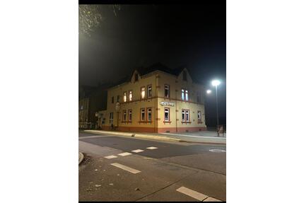 Mehrfamilienhaus mit Restaurant und Kiosk - Hanau