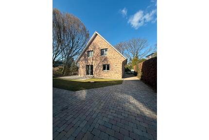 Ruhiges Einfamilienhaus in Wedel zu vermieten