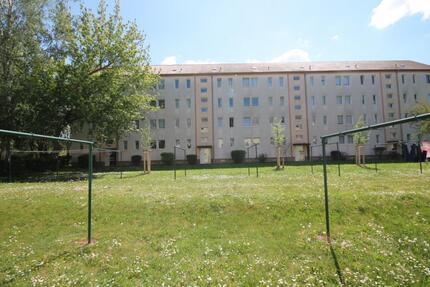 Erstbezug nach Sanierung! - 420,00&nbsp;EUR Kaltmiete, ca.&nbsp; 59,91&nbsp;m&sup2; in Weißenfels (PLZ: 06667)