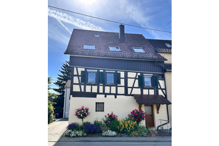 Haus zum Kaufen in Winterbach 245.000,00 € 129.75 m²