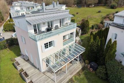 *FAMILIENTRAUM* Exklusives Reihenendhaus mit großem Garten und Dachterrasse,Energieeffizienzklasse B - Starnberg Söcking