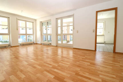 HN-Zentrum: 2,5-Zimmer Stadtwohnung mit TG-Stellplatz - Heilbronn