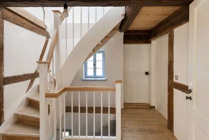 Haus zum Mieten in Dresden Leubnitz-Neuostra 2.900,00 € 217 m² - Dresden / Leubnitz-Neuostra