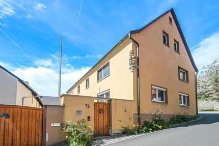 Dreiseithof, Dreiseitenhof, Zweifamilienhaus, Bauernhof - Arnstein