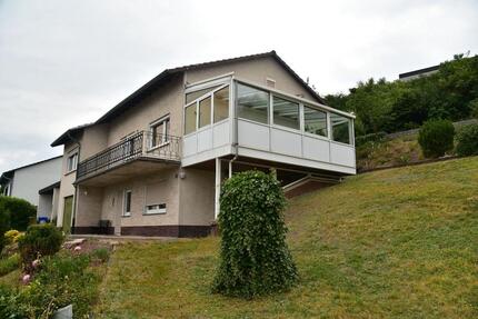 Vermietung Wohnhaus - Einfamilienhaus Frankenberg - Frankenberg (Eder)