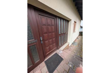 Mehrfamilienhaus,drei Wohneinheiten,ruhige Lage in GründauLiebl.