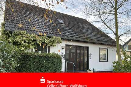 Haus zum Kaufen in Wolfsburg 224.000,00 € 132.84 m²