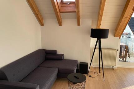 Helle 2 Zimmer-Maisonette Wohnung mit Blick ins Grüne - Schönaich