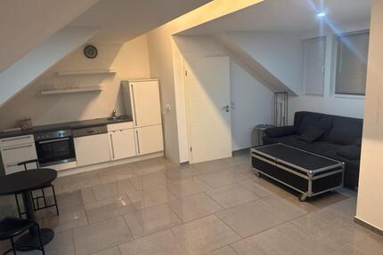 Apartment möbliert. Bonn Weststadt ab 01.11