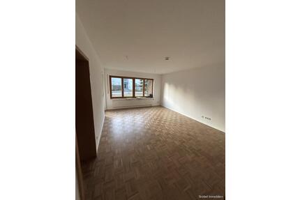 Helle Erdgeschooswohnung im schönen Rot am See zu vermieten