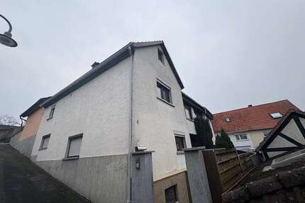 Haus zum Kaufen in Niddatal 179.000,00 € 119 m²