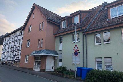 schöne freiwerdende 2 ZKB Wohnung mit Balkon in der Altstadt von Korbach- Stellplatzanmietung möglich ( KB-BS11-2L )