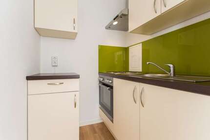 Wohnung zum Mieten in Chemnitz 220,00 € 36.5 m²