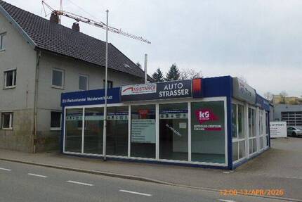 Älteres, renovierungsbedürftiges Einfamilienhaus mit separatem Ausstellungspavillon - Neufahrn in Niederbayern