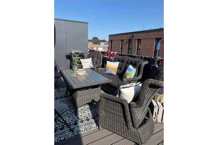 Traumhafte 4-Zimmer-Wohnung mit Dachterrasse in Horneburg