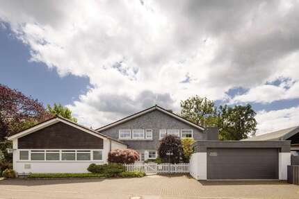 Haus zum Kaufen in Roetgen 840.000,00 € 223 m²