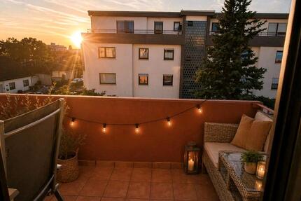 Helle 2-Zimmer-Wohnung mit Balkon & Stellplatz in Brühl - Schwetzingen