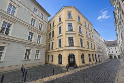 große 2- RWE mit Balkon und Einbauküche in der Görlitzer Altstadt !