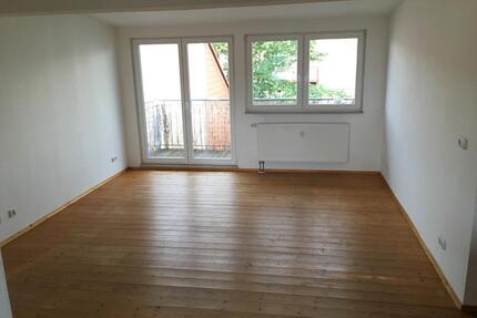 Zweiraumwohnung mit Einbauküche und Balkon - Weimar