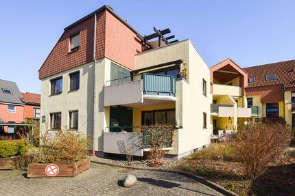 Helle, gemütliche 3-Zimmer-Wohnung mit Loggia und Tiefgaragenstellplatz! - Wolfenbüttel Ahlum