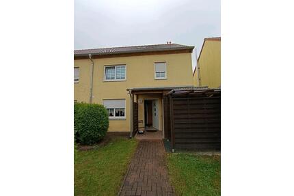 Familienfreundliches Reihenhaus - Werdau