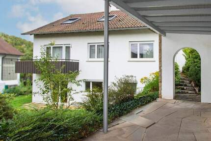 Geräumig, gepflegt und vielseitig nutzbar . Charmantes Zuhause mit entspannter Atmosphäre - Tübingen Lustnau