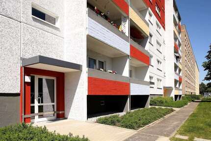 Wohnung zum Mieten in Neubrandenburg 344,00 € 76.11 m²