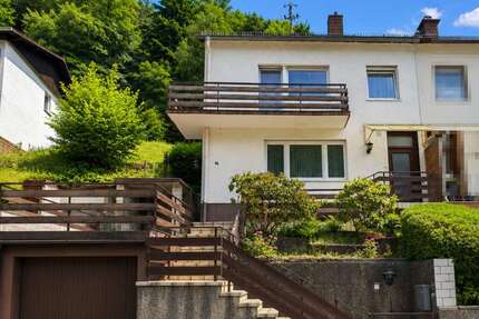 Haus zum Kaufen in Neidenfels 210.000,00 € 150 m²