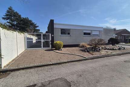 Haus zum Kaufen in Mönchengladbach 720.000,00 € 118.51 m²